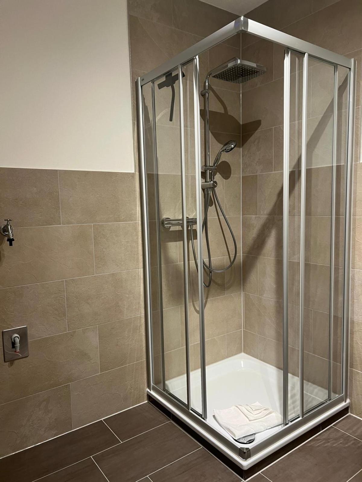 Bran: Design - Apartment Kueche, Parken ,Netflix Bad Rothenfelde Ngoại thất bức ảnh