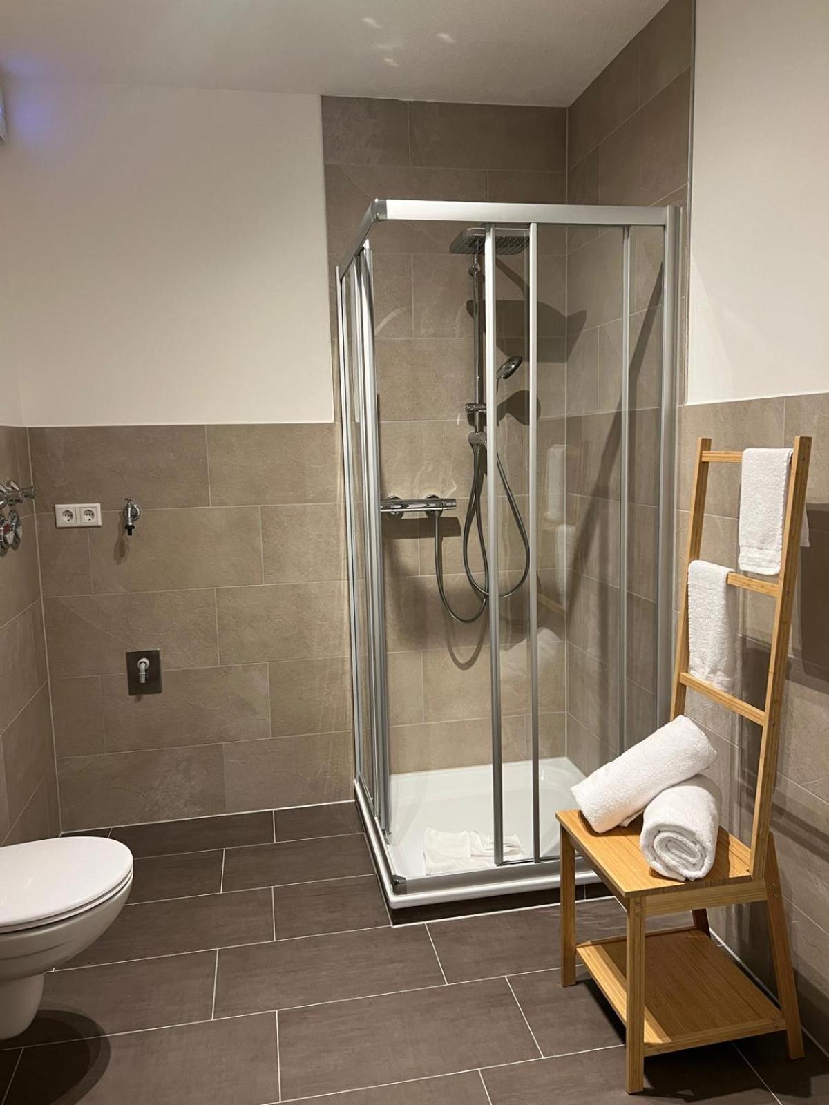 Bran: Design - Apartment Kueche, Parken ,Netflix Bad Rothenfelde Ngoại thất bức ảnh
